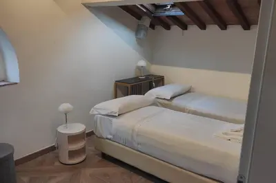 Letto o letti in una camera di Large 2BR Apartment Near Piazza San Marco