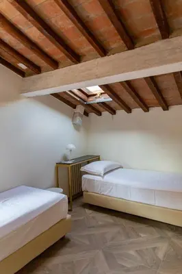 Letto o letti in una camera di Large 2BR Apartment Near Piazza San Marco