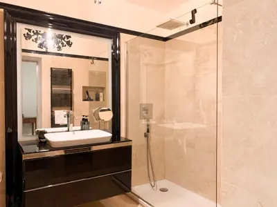 Bagno di The Duomo exclusive -43 passi dal Duomo-