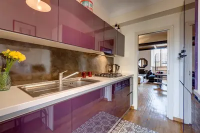 Cucina o angolo cottura di Casper Apartment by Mamo Florence