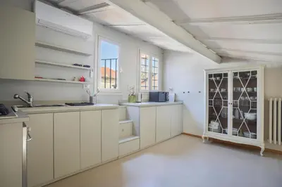 Cucina o angolo cottura di Florentine Gem Apartment