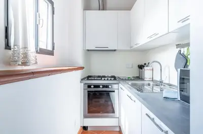 Cucina o angolo cottura di GuestHost - Settignano Quiet Apartment with Private Parking