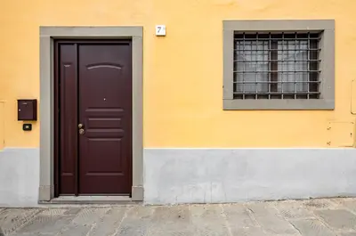 Planimetria di GuestHost - Settignano Quiet Apartment with Private Parking