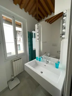 Bagno di Donna di Fiori Florence Home