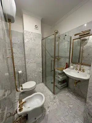 Bagno di Casa Orsi - appartamento fronte Duomo a Firenze