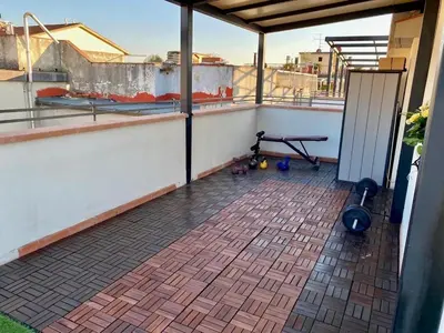 Balcone o terrazza di Rilassante SuperAttico con Vista sulle Colline - Perfetta Fuga Romantica
