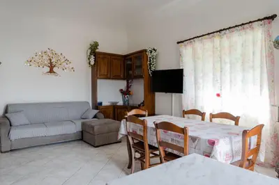 Area soggiorno di Casa dei Renai by Rentbeat