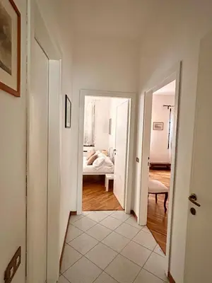 Letto o letti in una camera di Federighi 2bd, 2bath, with elevator by FlorenceHospitality com