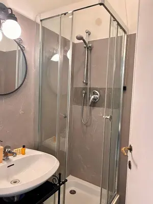 Bagno di Federighi 2bd, 2bath, with elevator by FlorenceHospitality com