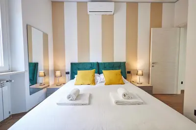 Letto o letti in una camera di [San Donato] Jewel Apartment