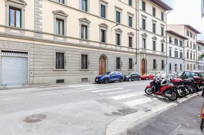 Planimetria di GuestHost - Stibbert & Statuto Elegant Flat with Balcony