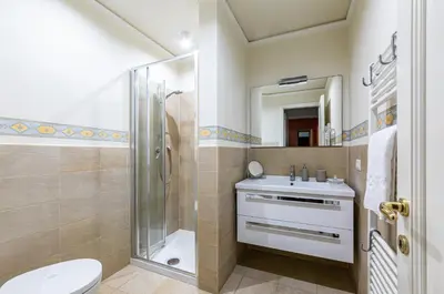 Bagno di GuestHost - Stibbert & Statuto Elegant Flat with Balcony