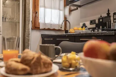Cibo presso l'appartamento o nelle vicinanze