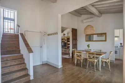 Cucina o angolo cottura di Panoramic loft with terrace near Ponte Vecchio