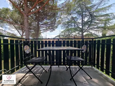 Balcone o terrazza di Lella Apartment with free parking by Florence Sweet Homes