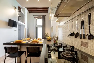 Cucina o angolo cottura di La casa di Remo Ground-Floor with a patio