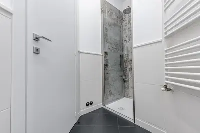 Bagno di Guicciardini 24