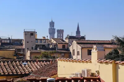 Vista generica su Firenze o vista sulla città dall'interno dell'appartamento
