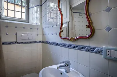 Bagno di YID Gramsci
