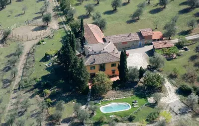 Vista aerea di AGRITURISMO PODERE LE PIALLE