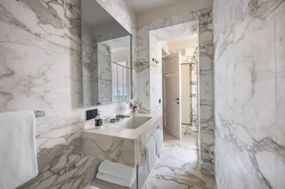 Bagno di Apartments Florence- Palazzo Signoria luxury Apartments 2-David