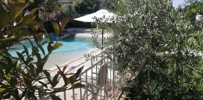 Piscina di Villa Le Statue o nelle vicinanze