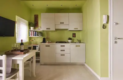 Cucina o angolo cottura di Cozy 1-Bedroom Apartment with Balcony in Florence Historic Center