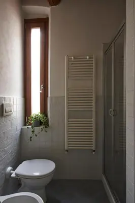 Bagno di Cozy 1-Bedroom Apartment with Balcony in Florence Historic Center