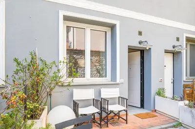 Balcone o terrazza di GuestHost - La Corte del Re - Piazza della Libertà Apartment