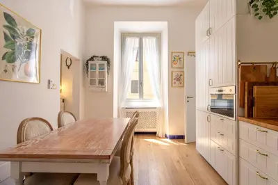 Cucina o angolo cottura di Pearl Of Florence by Halldis