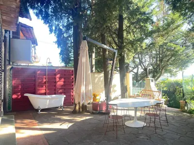 Patio o area all'aperto di Charming Self House