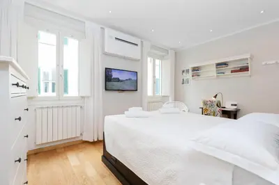 Letto o letti in una camera di Comfortable and Convenient apt in the center - Zanobi Delux