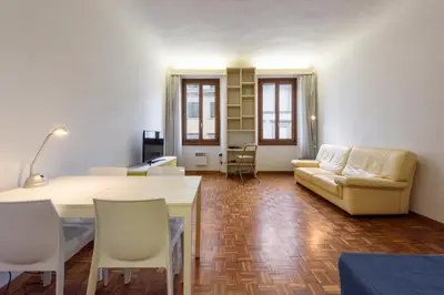 Area soggiorno di Montebello Place by Mmega