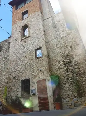 Planimetria di casatorre medioevale