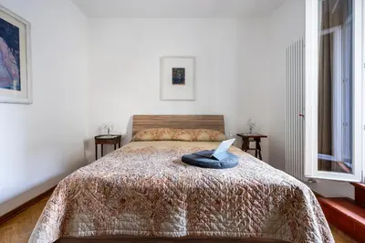 Letto o letti in una camera di Flat Moon over Florence, Terrace, Free Parking
