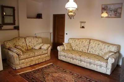 Area soggiorno di Podere Fichereto Tuscany Apartment in Florence countryside