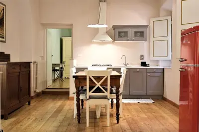 Cucina o angolo cottura di Wine Apartments Florence Nebbiolo