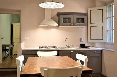 Cucina o angolo cottura di Wine Apartments Florence Nebbiolo