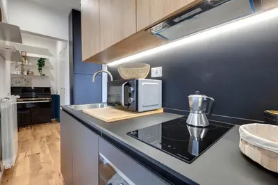 Cucina o angolo cottura di Guido Monaco Apartment by Mamo Florence