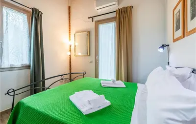 Letto o letti in una camera di Gorgeous Apartment In Rignano Sull'arno