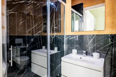 Bagno di [5 Minuti - Duomo] Tripla Suite Luxury