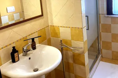 Bagno di Rebecca's house Florence