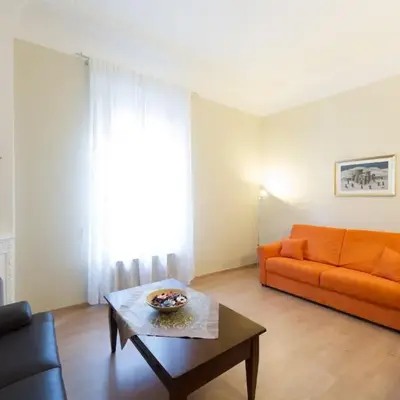 Calzaioli Apartment - Steps from the Duomo