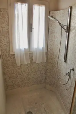 Bagno di Attico con terrazza su Firenze