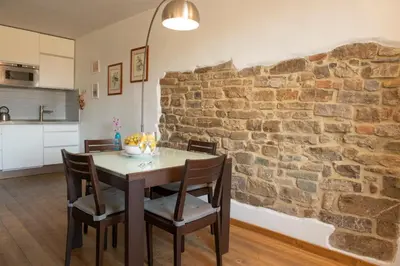 Cucina o angolo cottura di Proconsolo Bargello Apartment by Mamo Florence