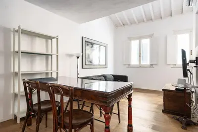 Planimetria di UNYCA - Charming San Lorenzo Apartment Florence