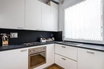 Cucina o angolo cottura di UNYCA - Charming San Lorenzo Apartment Florence