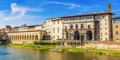 Vista sul fiume nelle vicinanze dell'appartamento