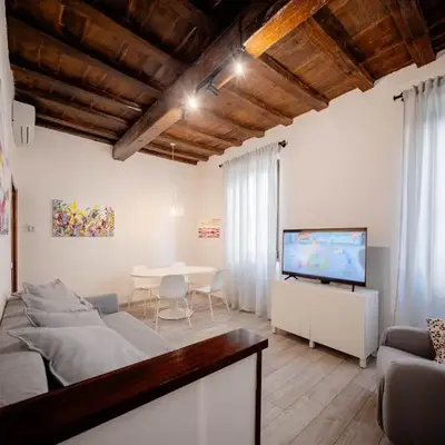 Art Novella Gallery