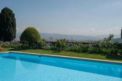 Piscina di Hotel Torre di Bellosguardo o nelle vicinanze